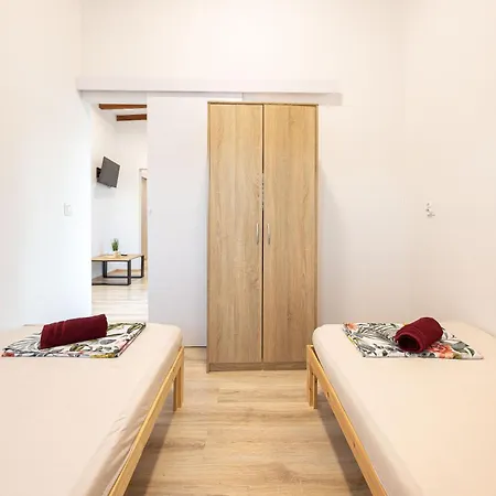 Holiday home Sunny Donji Karin