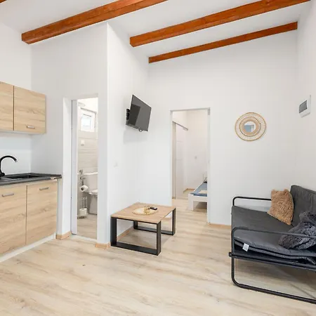 別荘 Sunny Donji Karin